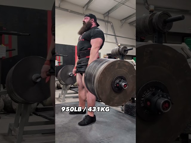 2024 Arnold Strongman and Strongwoman Classic competitors training for the Elephant Bar Deadlift
