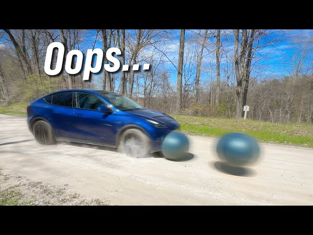 Can Tesla FSD V12 Avoid These Road Obstacles