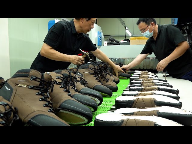 Withstanding the weight of 1ton! Process of making safety shoes. Korean last toe cap boots factory