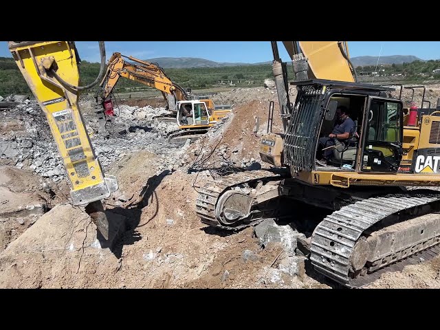 Caterpillar And Liebherr Excavator With Hydraulic Breakers - Sotiriadis/Labrianidis Demolition Works