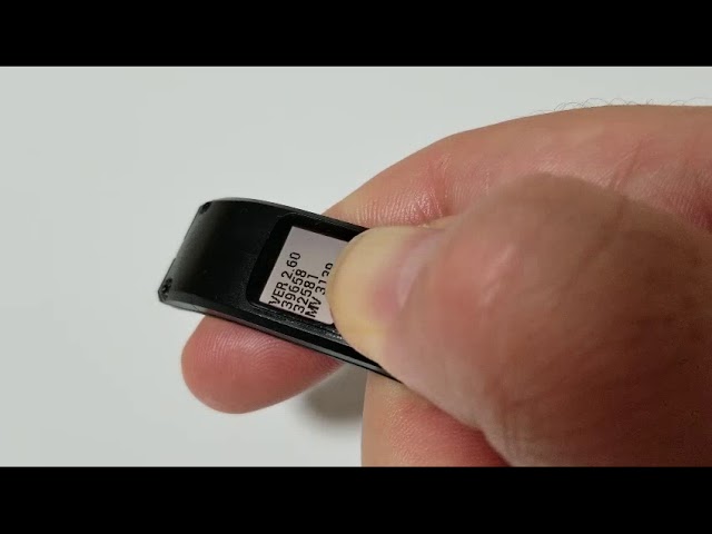 How to reset the GARMIN vivofit 4 without remove battery.