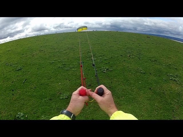 How to fly a power kite
