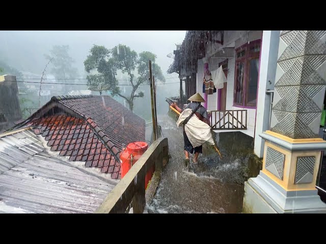 Heavy rain in a village on the brink of Indonesia||the most risky trip