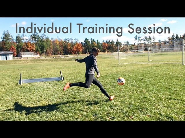 How a Pro Footballer/Soccer Player Trains Alone