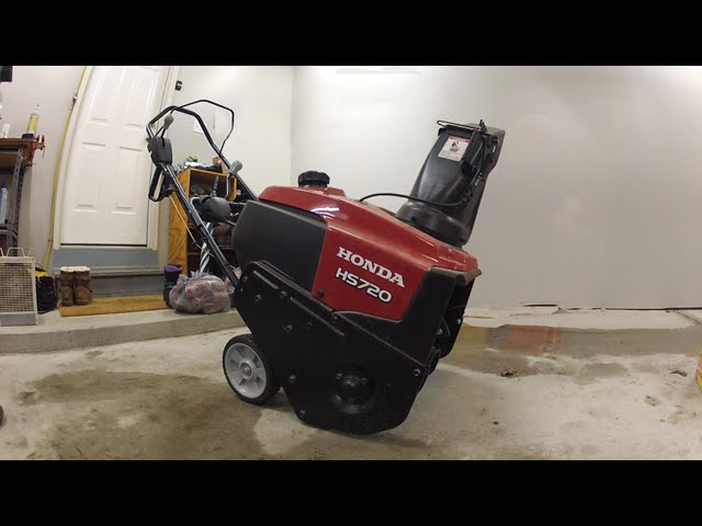 How to fix a snow blower that won't start - Honda HS720AS