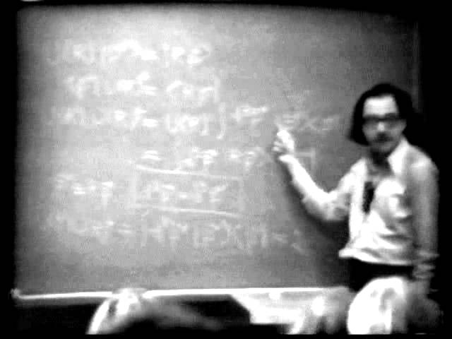 Sidney Coleman (Harvard) - Quantum Field Theory lecture 01 [1975]