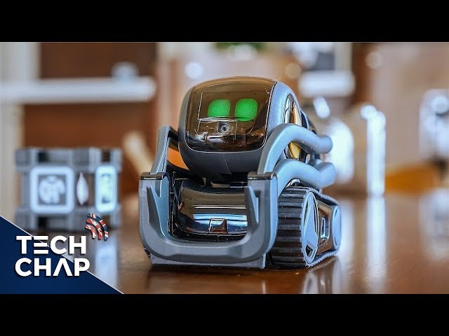 Anki Vector Unboxing & Setup - The CUTEST Home Robot Ever! | The Tech Chap