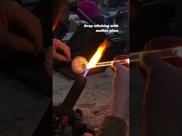 Drop stitching with molten glass! An old school glassworking technique