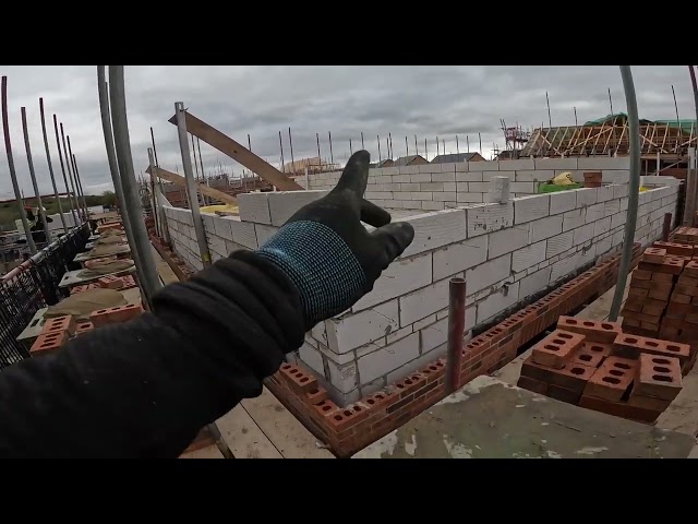 How many bricks...😱🧱🚧