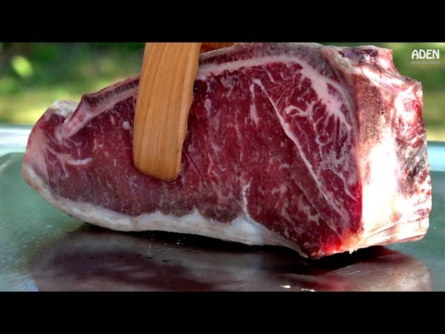 Austrian Steak - Dry-Aged Simmentaler Beef
