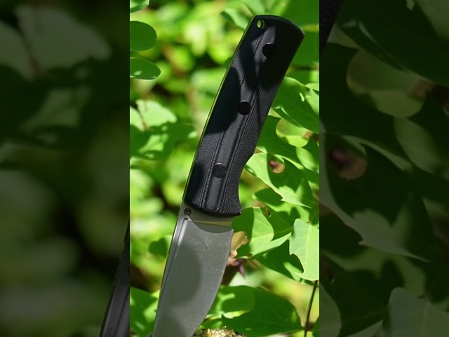 Quelqu’un reconnaît ce couteau ?… bientôt en test sur la chaîne.