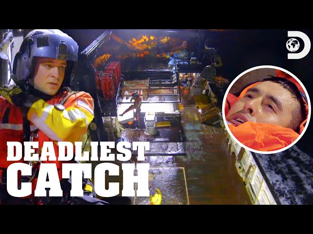Coast Guard Performs Near-Impossible Helicopter Rescue | Deadliest Catch