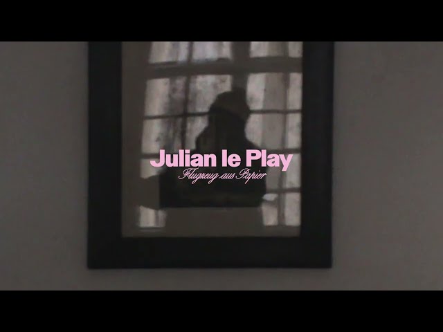 Julian le Play - Flugzeug aus Papier