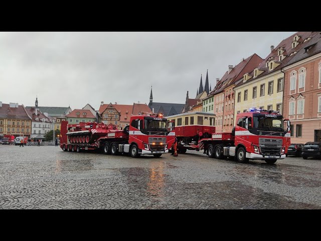 Těžká přeprava v podání hasičů - Nadměrný náklad / Oversize load / Schwertransport