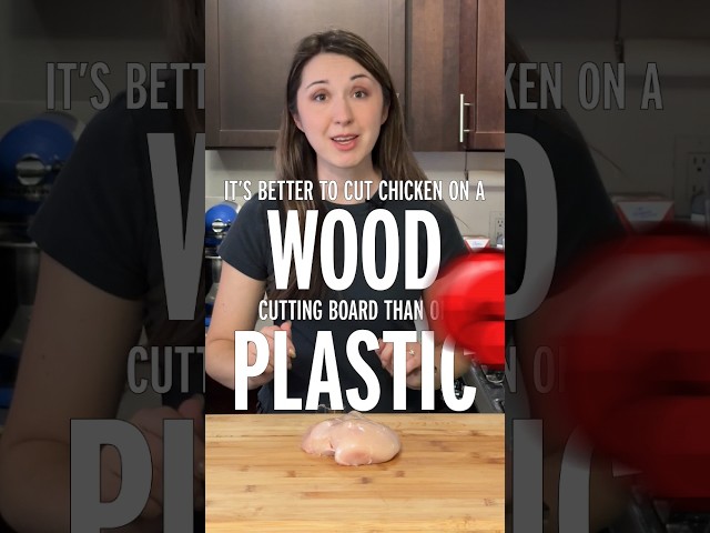 wood vs. plastic cutting boards