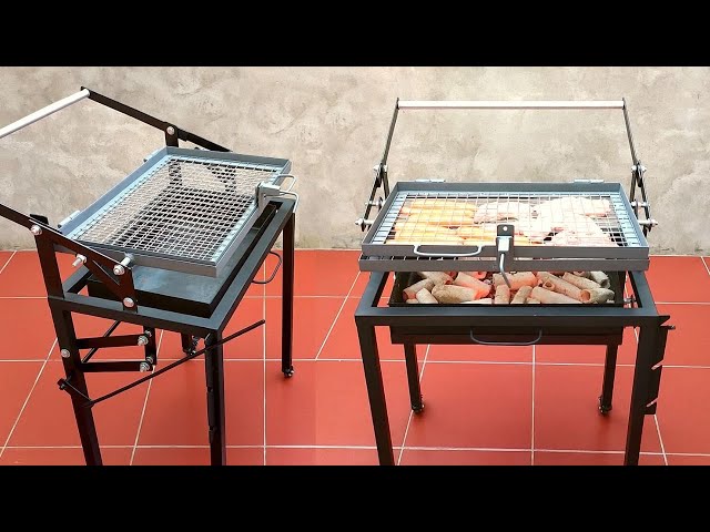 Rotating grill, with excellent step-by-step charcoal lifting system