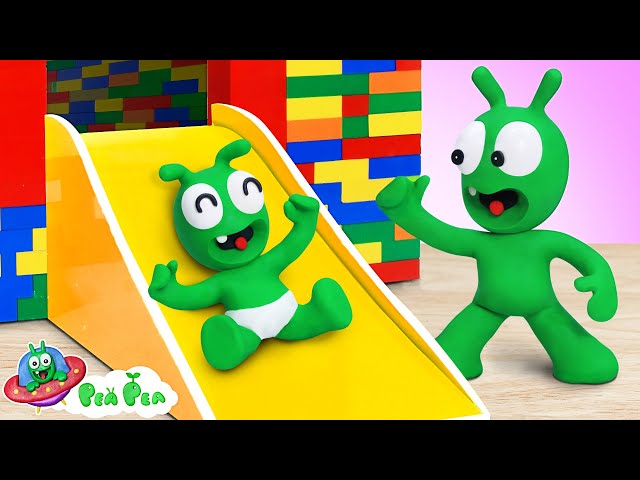 Let's Build a Lego Playhouse with Pea Pea - Video for Kids