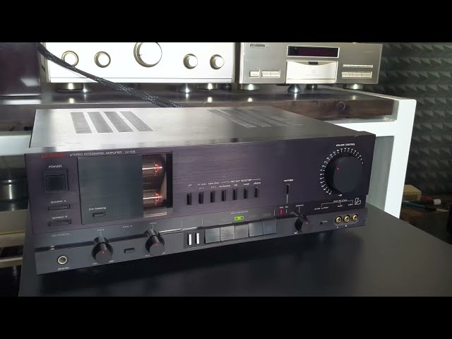 Luxman LV-105 Hybrid Amplifier ( Part 1 )