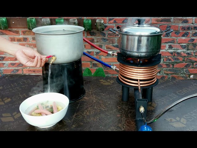 The idea of ​​​​making a hot water stove cooked with  waste oil super-saving