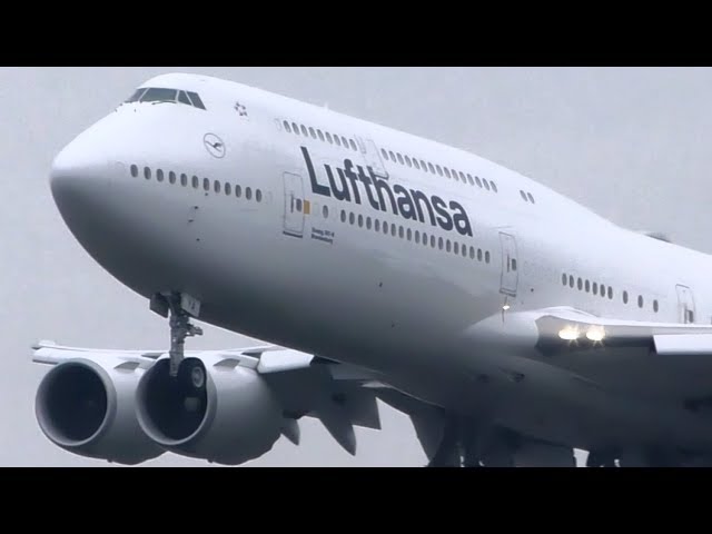 35 AMAZING Wet Weather Landings & Takeoffs | 747 A380 777 | Frankfurt Airport Plane Spotting