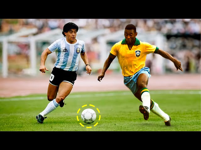 Pelé VS Maradona ● Skills & Goals Battle