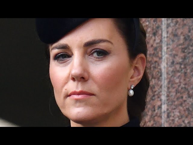 Kate Middleton's Post-Surgery Photo Has People Looking Twice