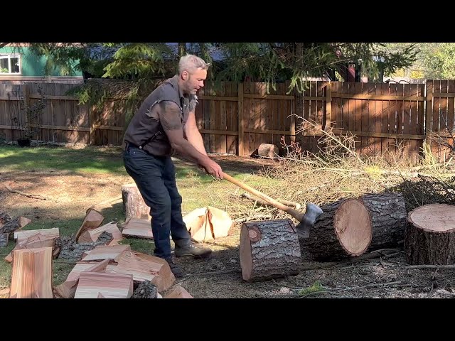 Hand Splitting Firewood with an Axe.Techniques, Axemanship.