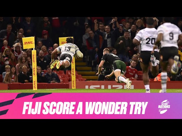 Fiji with an INCREDIBLE TAP & GO try
