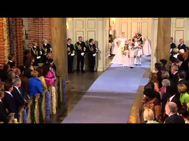 Royal Wedding, Sweden - Crown Princess Victoria walks down the aisle.