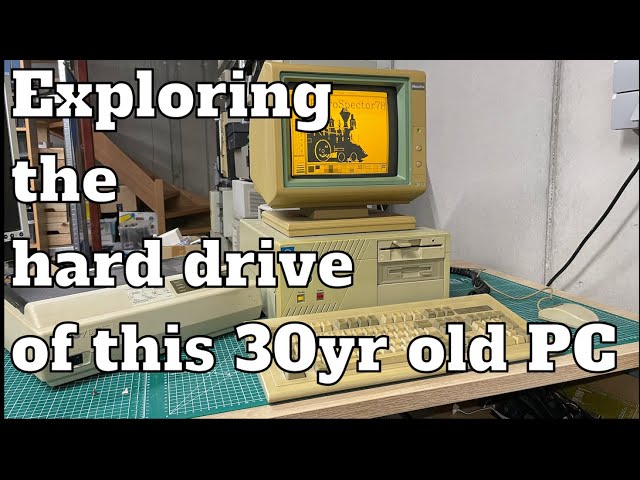 Exploring the hard drive of this 30yr old PC