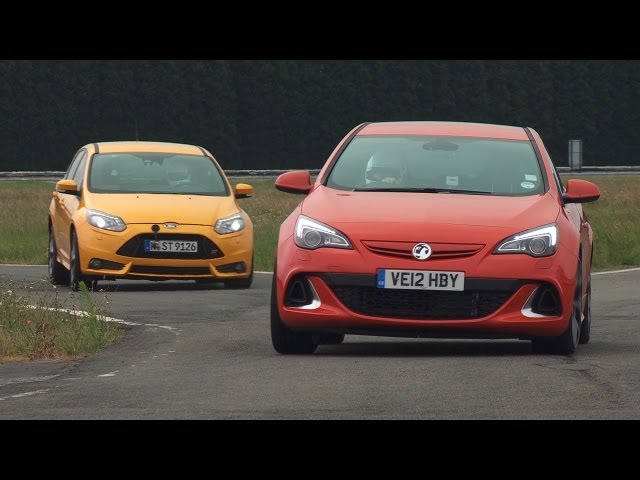 Ford Focus ST vs Vauxhall Opel Astra VXR - www.autocar.co.uk