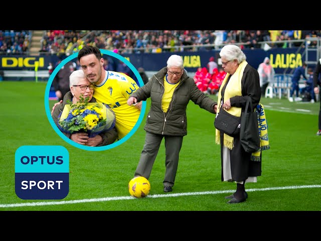 BEAUTIFUL MOMENT | The two oldest Cadiz members take honorary kick-off