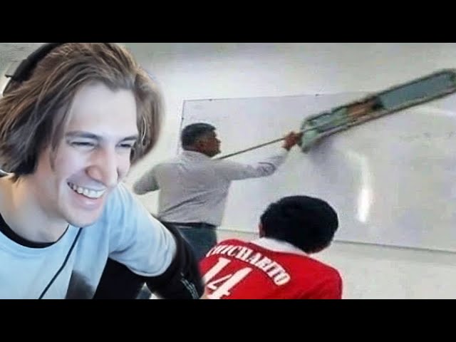 xQc Reacts to memes that make me ask the bathroom if I can use the teacher