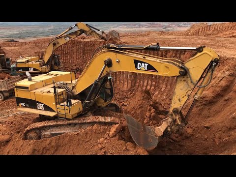 Wheel Loaders, Heavy Transports, Excavators And Construction Sites - Heavy Machinery Movie