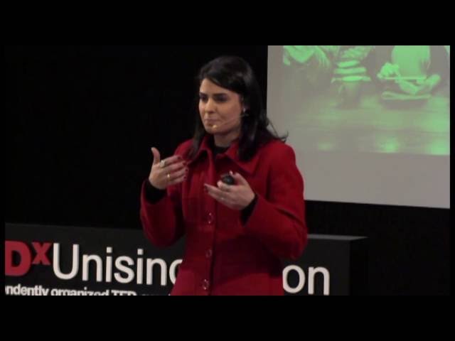 Criatividade e Tecnologias aliadas ao ensino | Daiane Grassi | TEDxUnisinosSalon