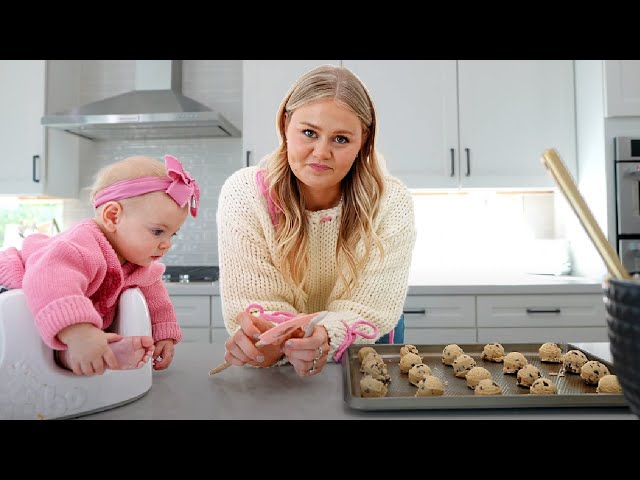 The Bella and Story Baking Show! *Chocolate Chip Cookies*