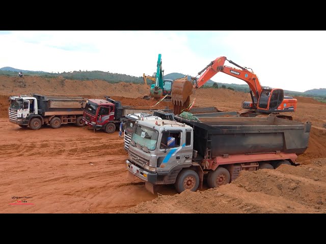 Amazing Powerful Machines Removing Dirt Into Dump Truck With Excavator Kobelco VS Doosan