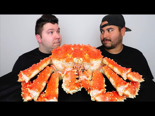 Giant 10 Pound King Crab • MUKBANG