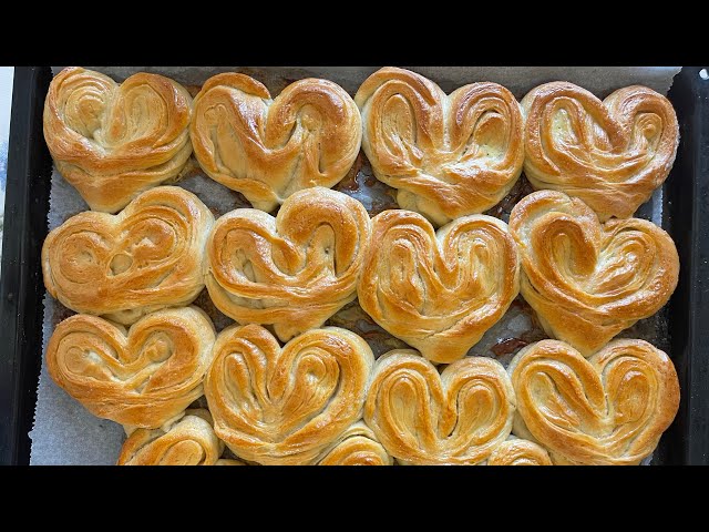 Heart Buns. Very easy dough for buns. ideal for tea or coffee. I definitely recommend trying it