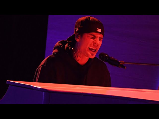 GRAMMYs 2022: Justin Bieber Performs Stripped Down Version of Peaches