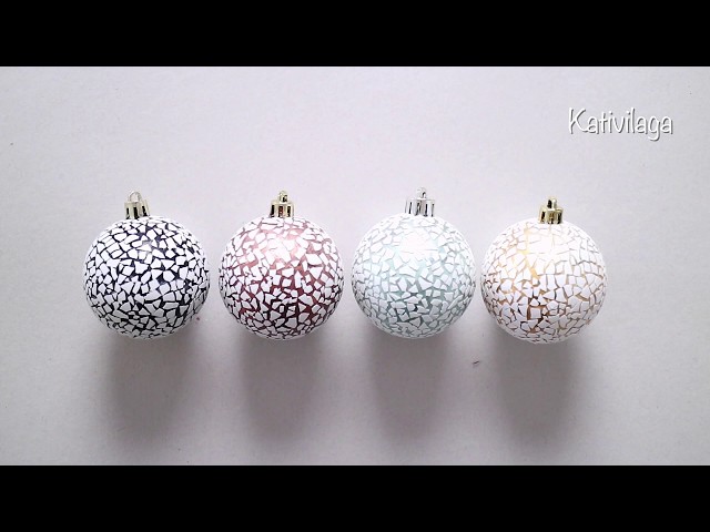 Eggshell ornaments - Déco de Nöel en coquille d'oeuf - Adornos de cáscara de huevo