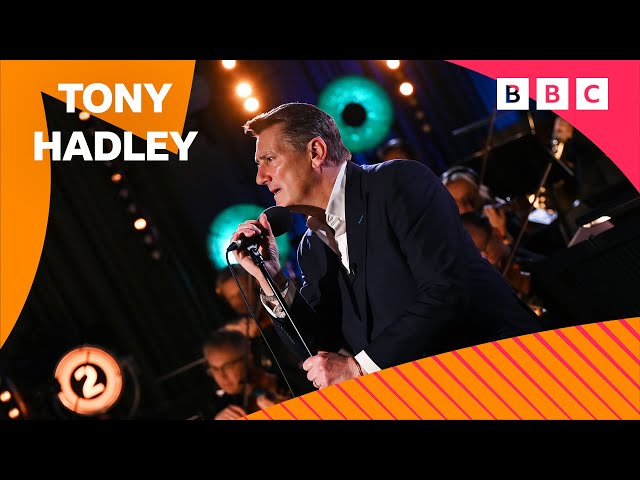 Tony Hadley - Young and Beautiful (Lana Del Rey cover) in the Radio 2 Piano Room