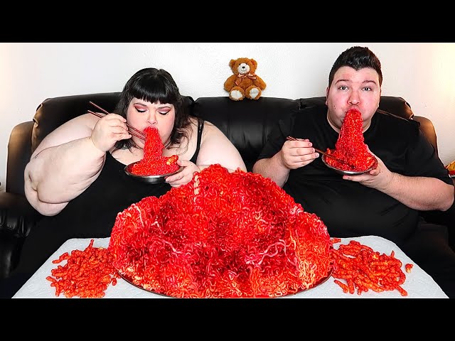 EXTREME HOT CHEETOS FIRE NOODLES WITH HUNGRY FAT CHICK • Mukbang & Recipe