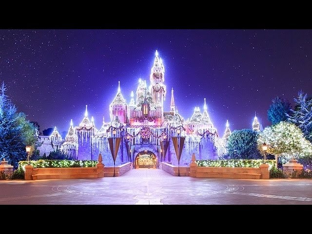 ♥♥ The  Walt Disney World Christmas Holiday Party
