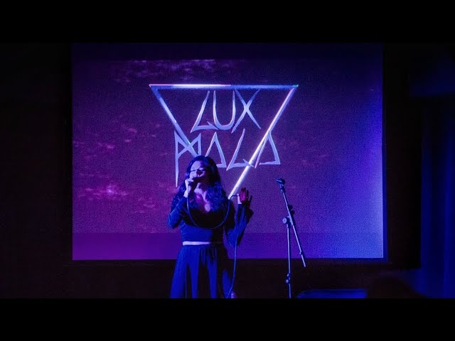 Vamos a la Luz live - Lux Mala