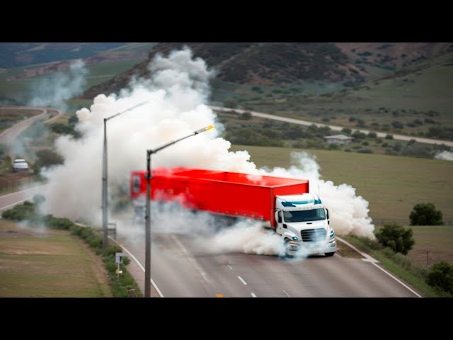 20 Dangerous Moments Idiot Truck & Car Driving Fails | Cranes Collapse, Truck & Car Idiots