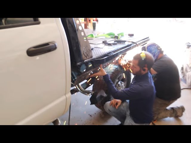Painting the Truck and Welding the new bed