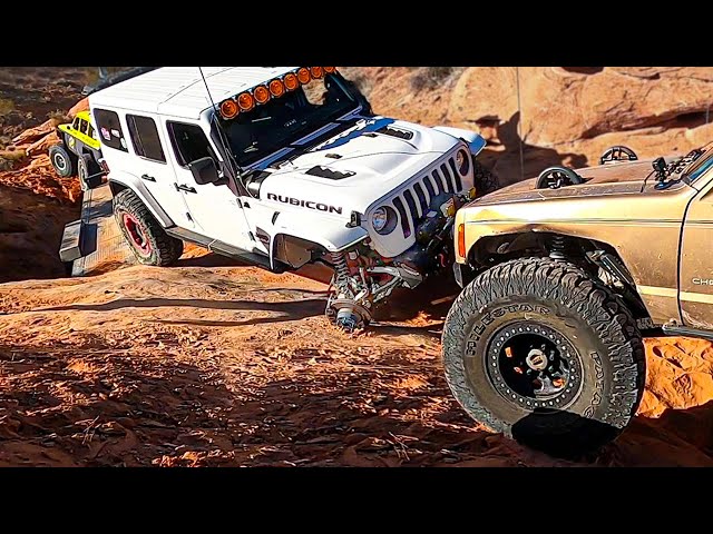 Destroyed Front End Jeep Rubicon, Destroys My Trailer!