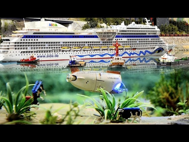 little ships on parade at Miniatur Wunderland -a waltz with rc-ships