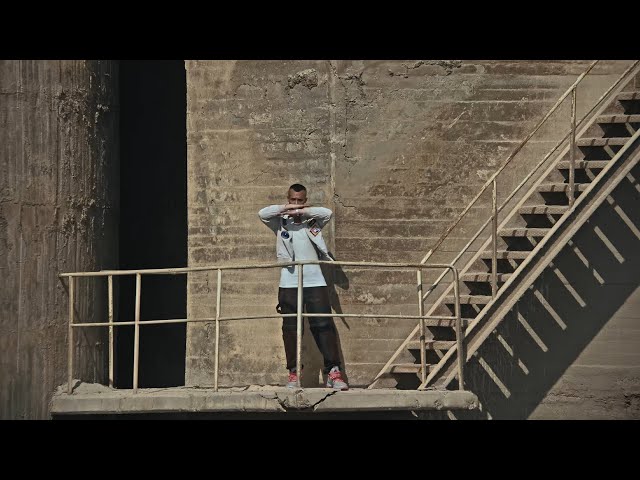 HUSAYN - SAME3 EL HAKY Ft. Lorenzoo (Official Music Video) | حُسَين - سامع الحكي مع لورينزو